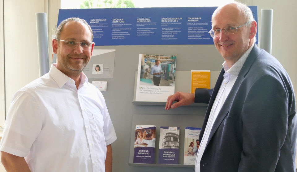 Wirtschaftsförderer Alexander Schwarz (links) und Armin Domesle vom RKW Hessen.